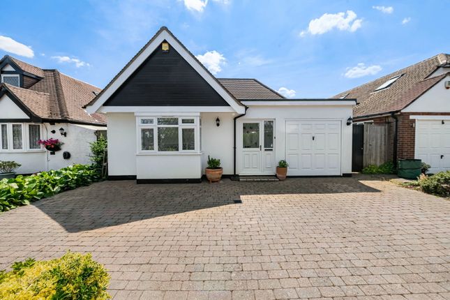 3 bed property, in Keston Avenue, £700,000