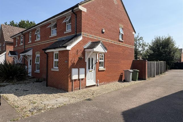 2 bed property, in The Cains, £210,000