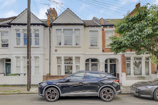 4 bed property, in Edenvale St, £1,400,000
