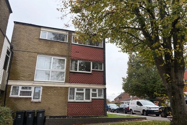 3 bed property, in Gadebridge Road, £255,000