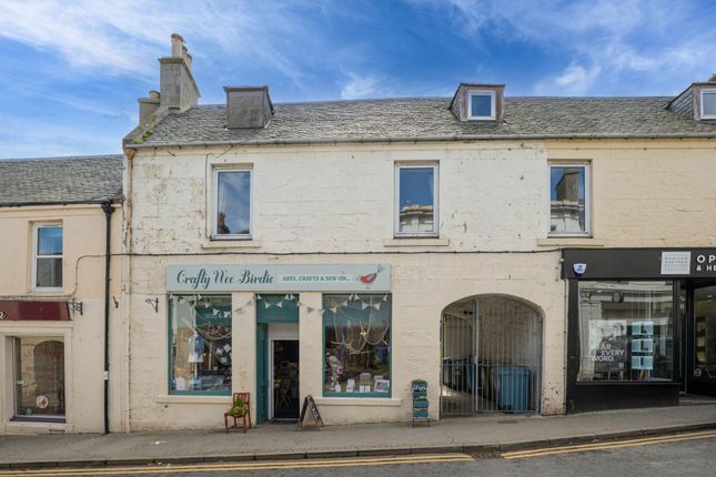 2 bed property, in High Street, £105,000