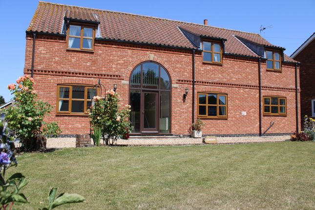 4 bed property, in South Street, £525,000