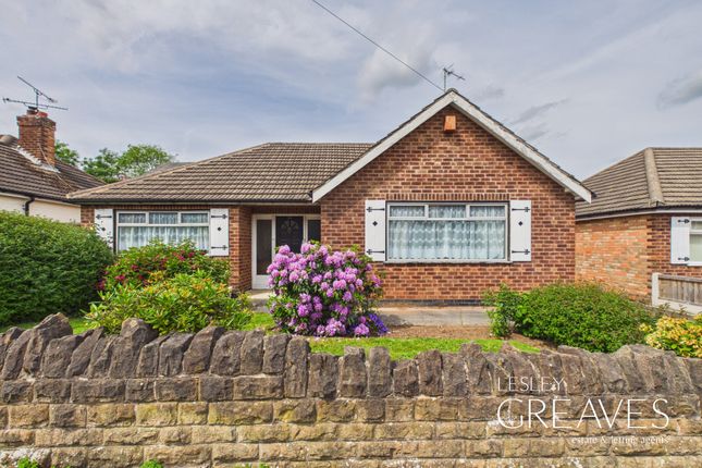 2 bed property, in Southcliffe Road, £250,000