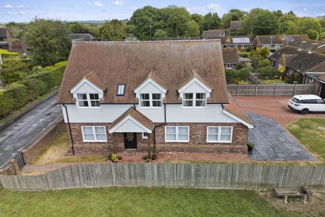 4 bed property, in Swamp Road, £769,950