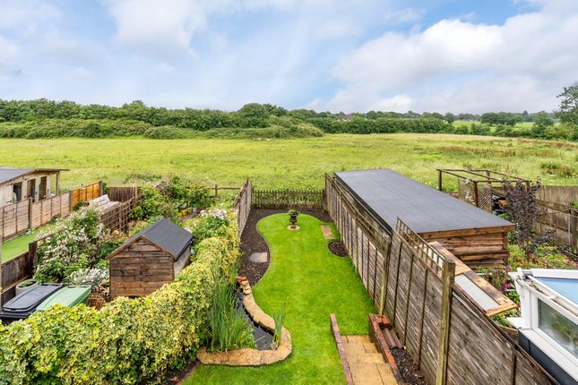 1 bed property, in Barleymow Court, £325,000
