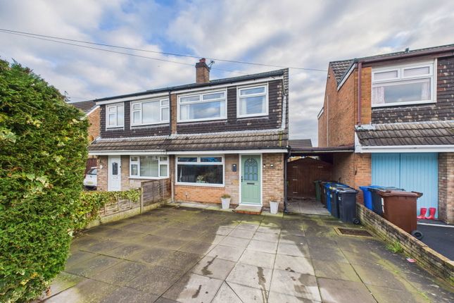 3 bed property, in Lichfield Grove, £220,000