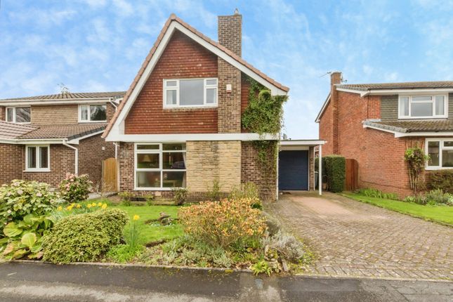 2 bed property, in Egerton, £400,000