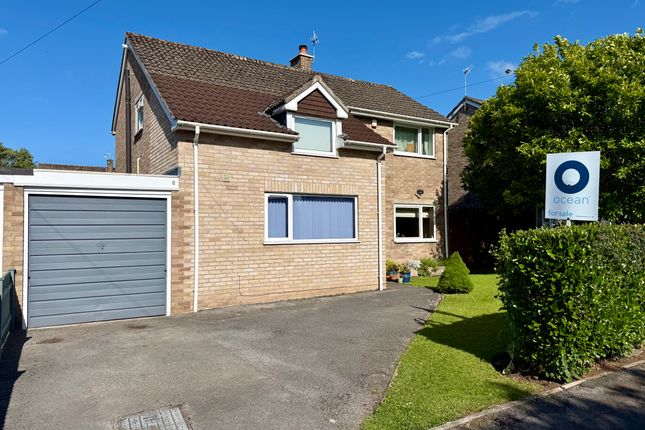 5 bed property, in Oak Road, £485,000