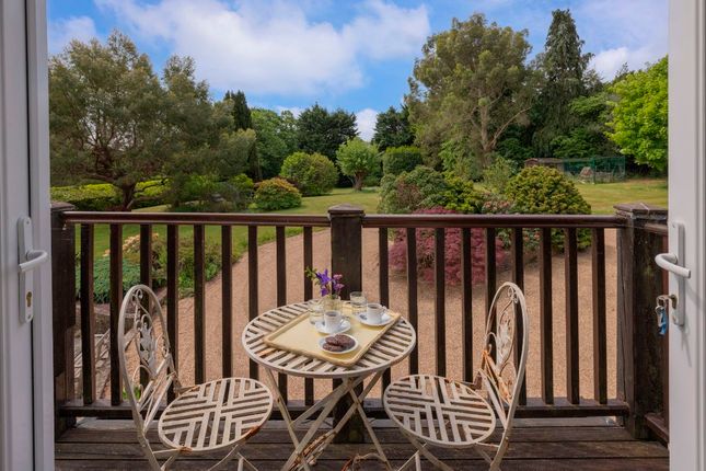 5 bed property, in Rocks Lane, £1,250,000