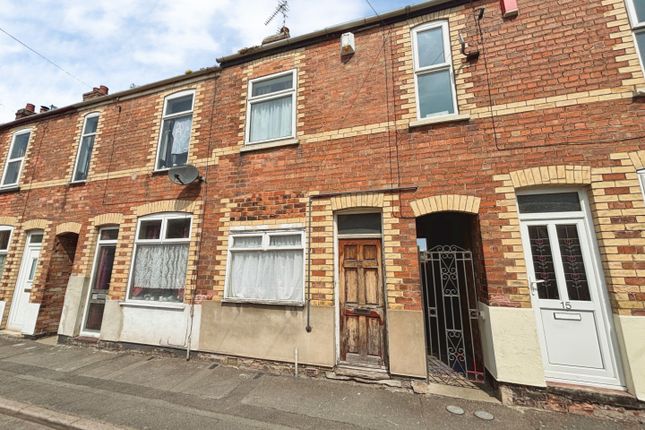 3 bed property, in Carlisle Street, £69,995