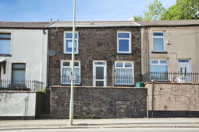 2 bed property, in Ystrad Road, £120,000