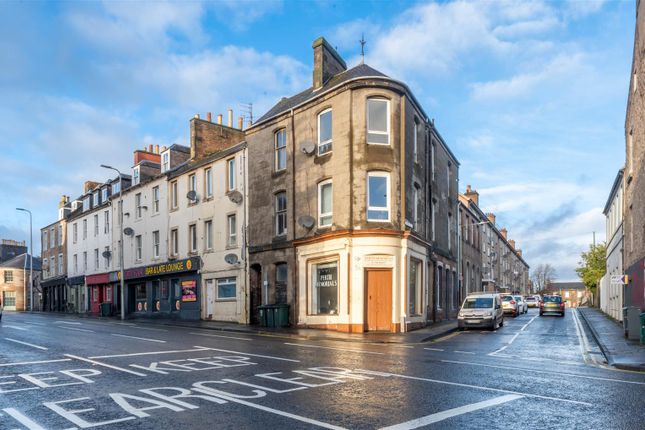 2 bed property, in Atholl Street, £69,950
