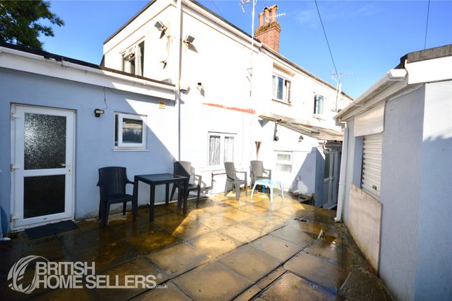 2 bed property, in Ladysmith Road, £120,000