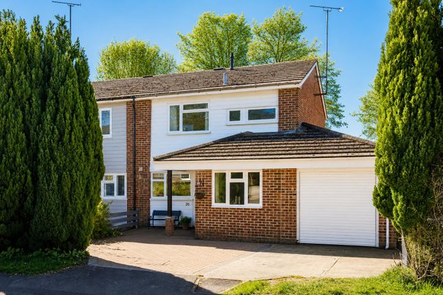 3 bed property, in Barnmead, £500,000