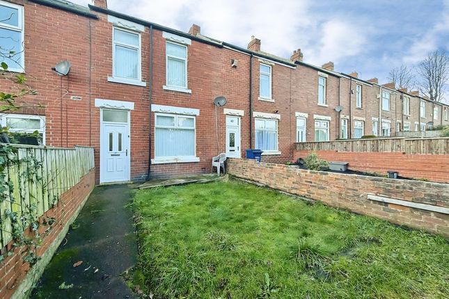 2 bed property, in Dene Gardens, £85,000