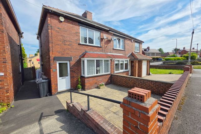 2 bed property, in Howard Street, £135,000