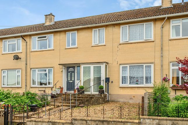 3 bed property, in Worcester Park, £400,000
