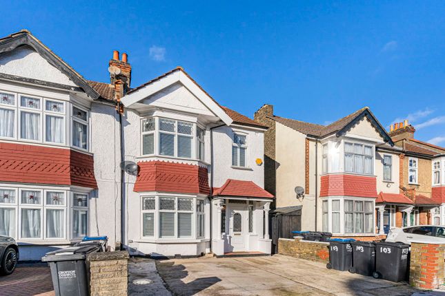 5 bed property, in Warwick Road, £680,000