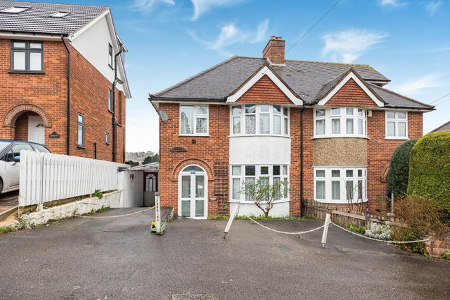 3 bed property, in Colville Road, £450,000