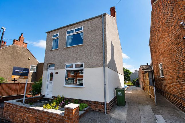 3 bed property, in Lowes Hill, £239,950