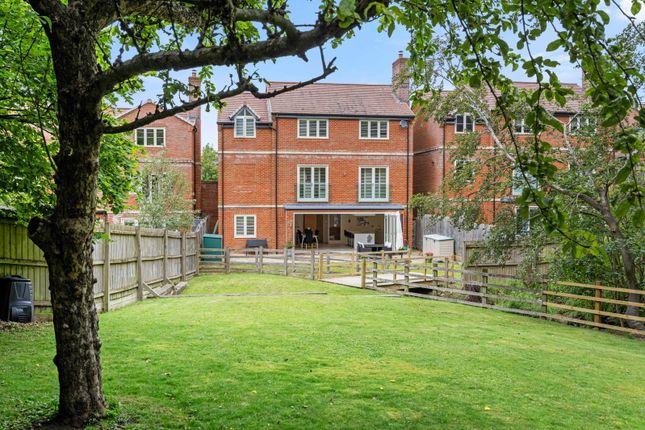 5 bed property, in Coates Gardens, £1,300,000