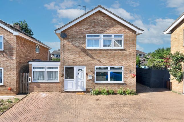 4 bed property, in Gorse Close, £315,000