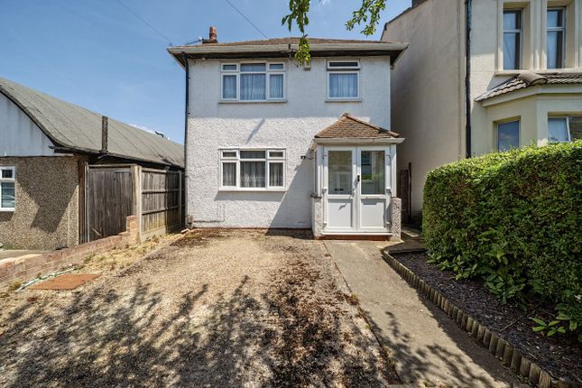 3 bed property, in Cobden Road, £625,000