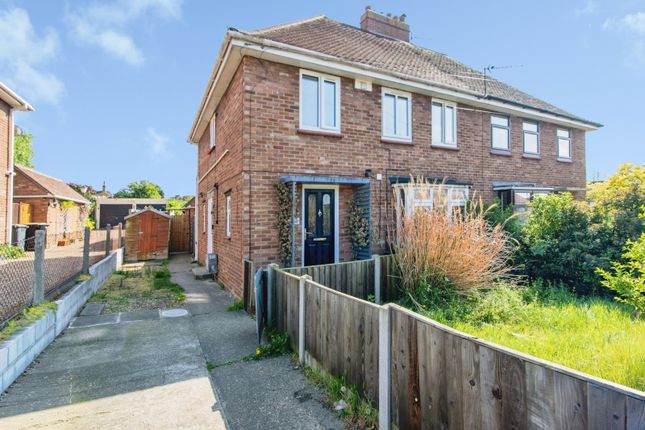 1 bed property, in Rigbourne Hill, £90,000