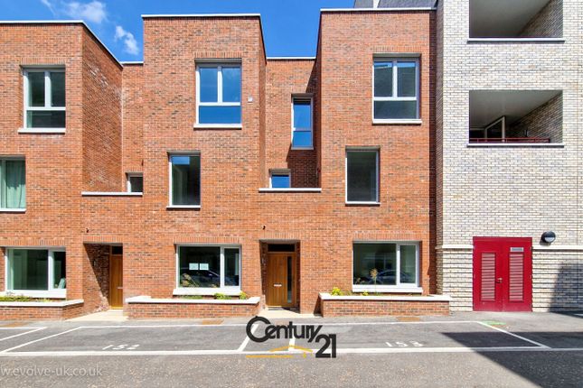 4 bed property, in Benson Street, £550,000