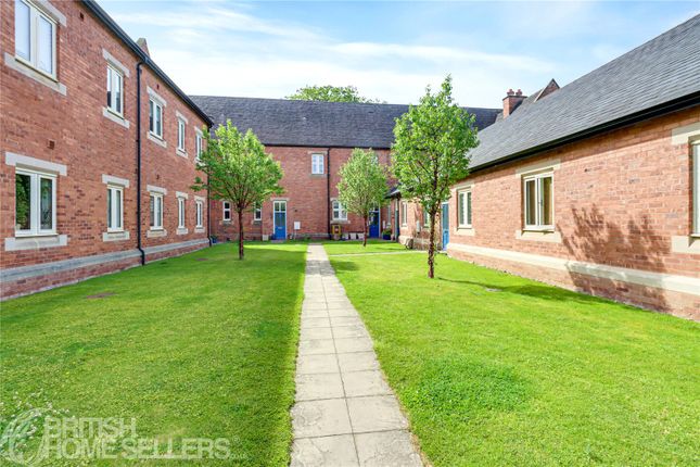 3 bed property, in Leighton Park, £310,000