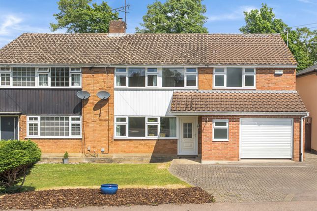 4 bed property, in Lake View Road, £795,000