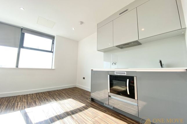 1 bed property, in Chester Road, £108,000
