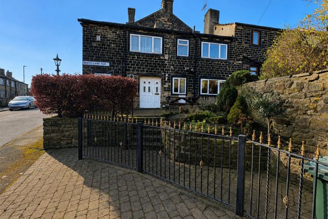 3 bed property, in White Lane Top, £160,000
