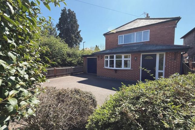 4 bed property, in Longmoor Lane, £400,000
