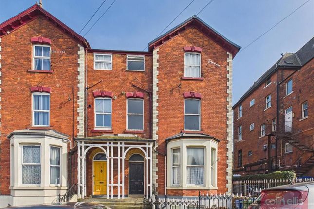 1 bed property, in Grosvenor Road, £70,000