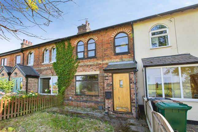 2 bed property, in Chellaston Cottages, £190,000