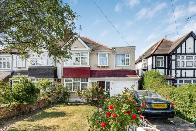 4 bed property, in Norval Road, £775,000