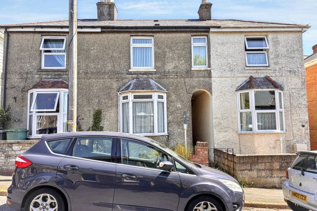 3 bed property, in 63 St. Michaels Avenue, £90,000