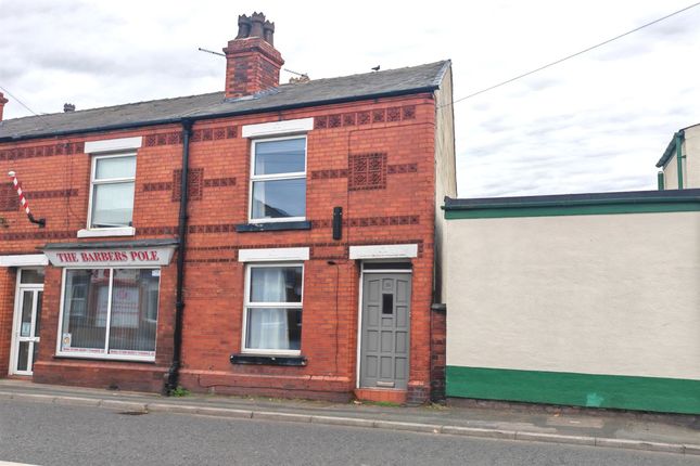 2 bed property, in Walton Road, £250,000