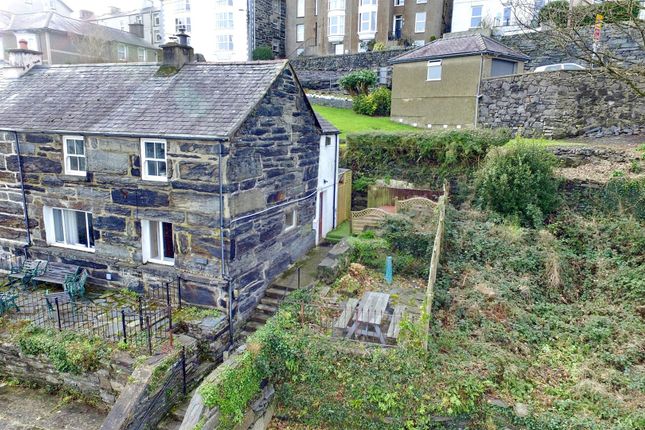 3 bed property, in Porthmadog LL49, £290,000