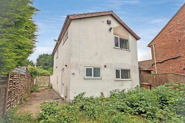 Land, in Osborne Road, £60,000