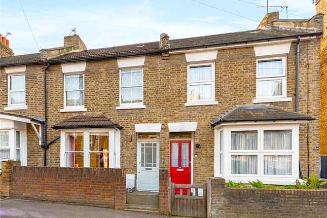 3 bed property, in Browns Road, £750,000