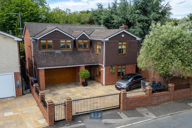 4 bed property, in Stanmore Way, £1,500,000