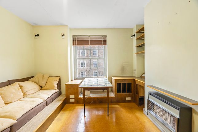 2 bed property, in Pritchards Road, £550,000