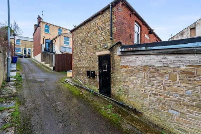 Studio, in Clement Street, £5,000