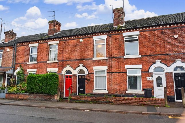 2 bed property, in Wollaton Road, £230,000