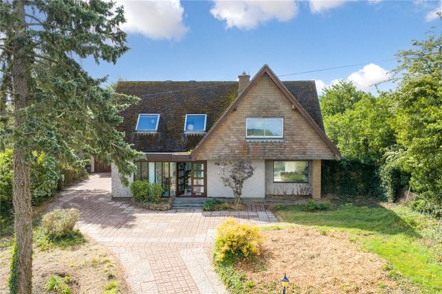 4 bed property, in The Lane, £700,000