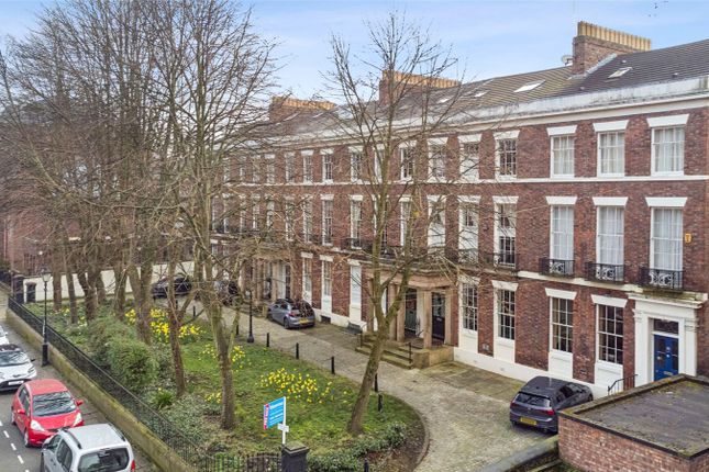 5 bed property, in Blackburne Terrace, £1,350,000