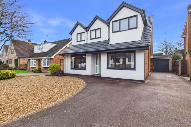 4 bed property, in Lightwater, £650,000