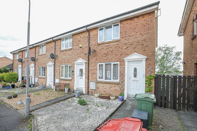 2 bed property, in 32 Ewing Avenue, £120,000